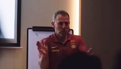 IM电竞官方网站-久尔杰维奇谈击败沙特U21：本想争取更多进球；赢球最重要